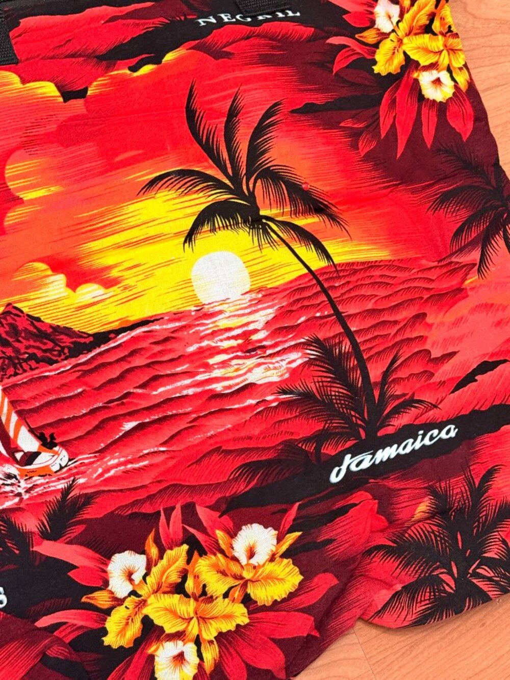 Jamaica Sunset Beach Zippered Tote Bag - Like New - Picture 5 of 5